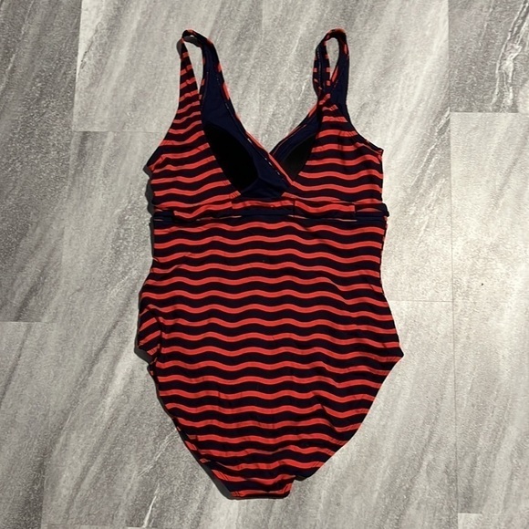 Tommy Bahama Sea Swell V Neck Faux Wrap One Piece Swimsuit, Air Kiss Red size 14 - Picture 6 of 6